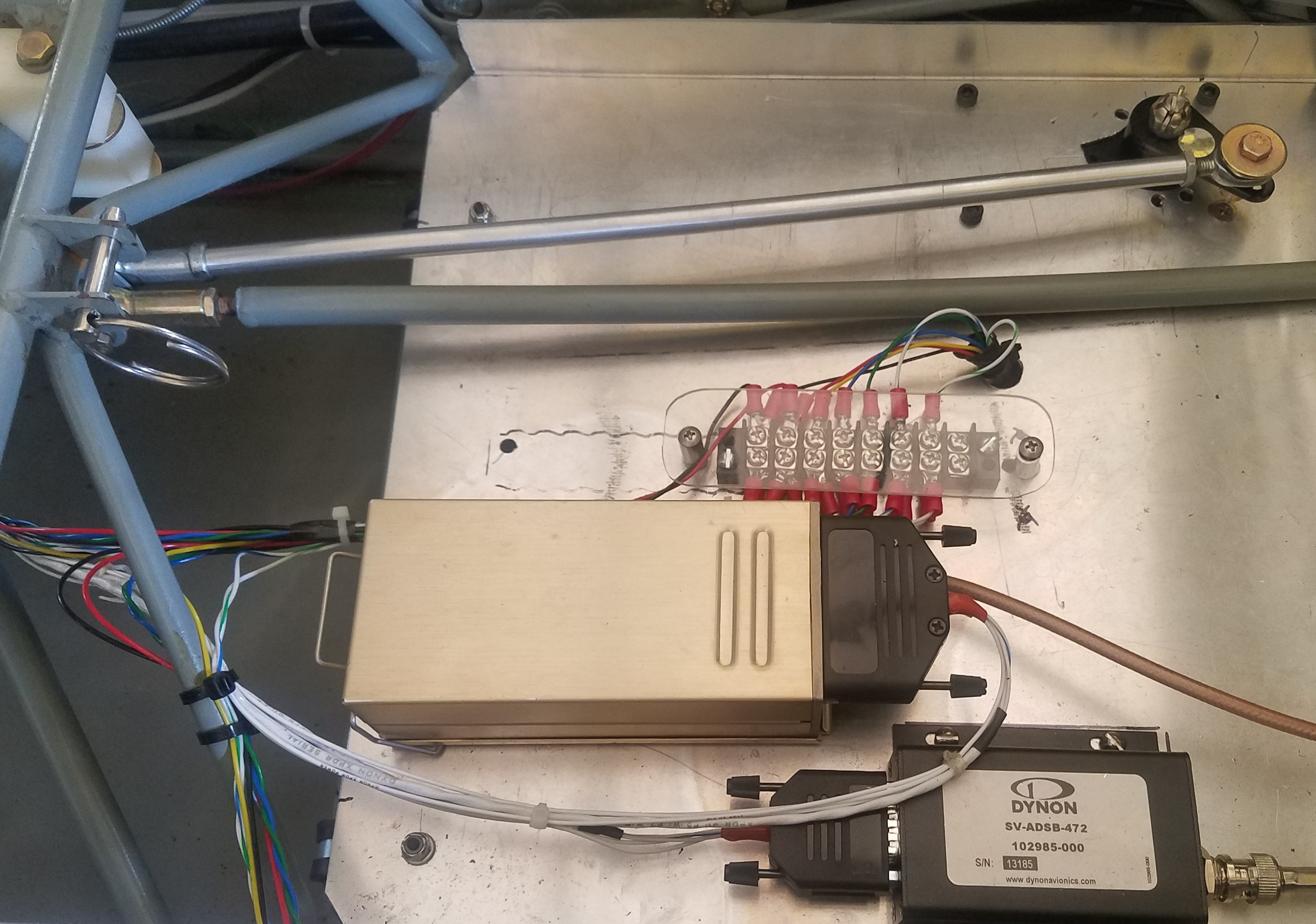 Pitch servo.jpg
